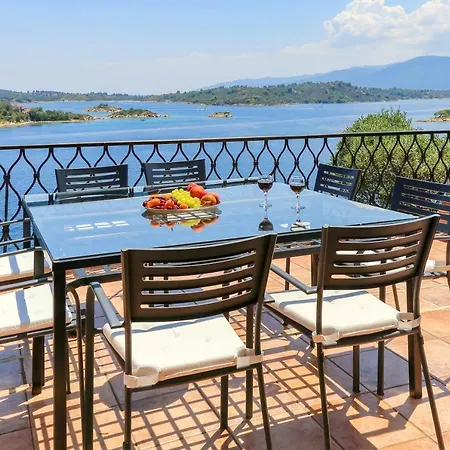 Holiday home Diaporos View House Vourvourou