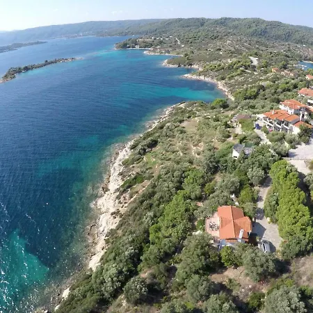 Ferienhaus Diaporos View House *