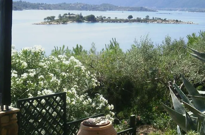 Diaporos View House * Вурвуру