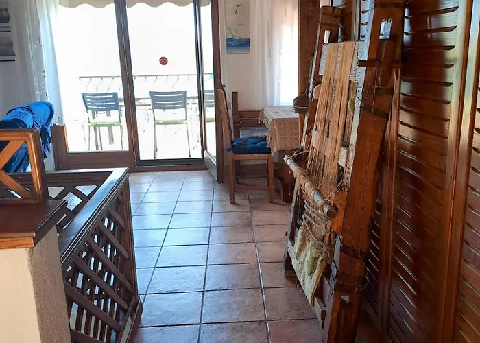 Diaporos View House Вурвуру