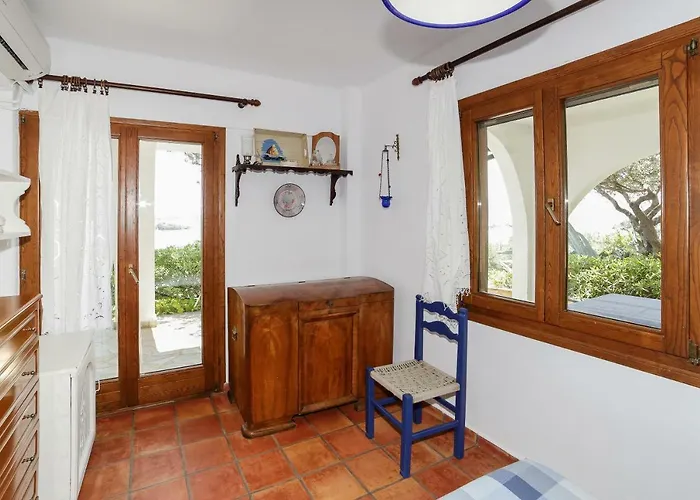 Diaporos View House