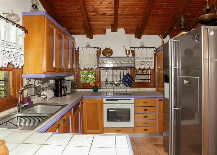 Дом отдыха Diaporos View House Вурвуру
